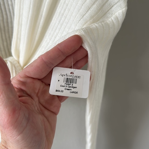 NWT Olivaceous Apricot Lane Cream Cropped Tie Front Cardigan Sweater Large - Picture 4 of 13